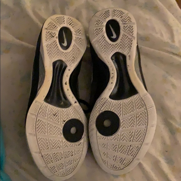 nike volleyball shoes (hyperspike) - Picture 5 of 5